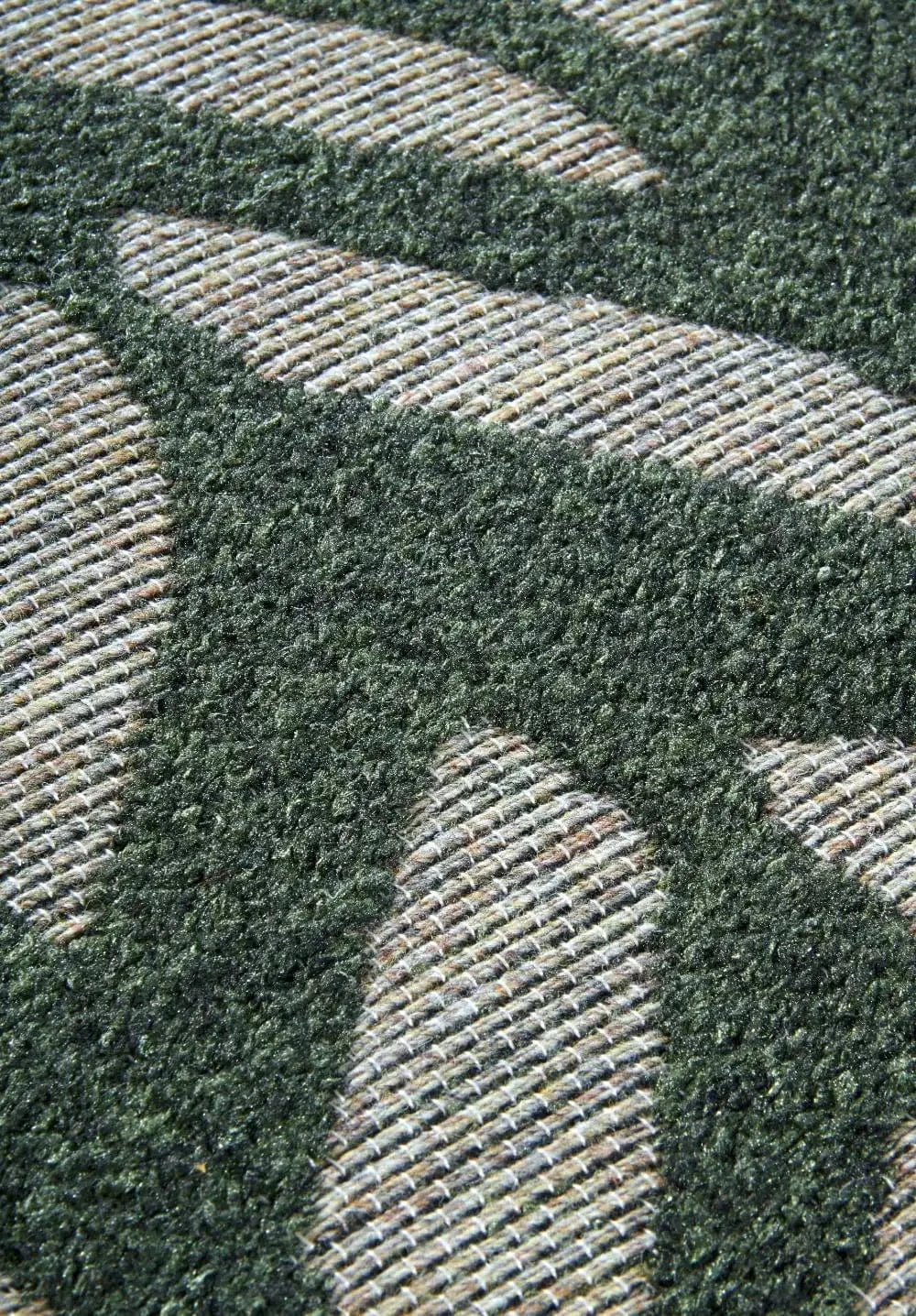 1883 Indoor Outdoor 106157 Jungle Green Rug - Image 5