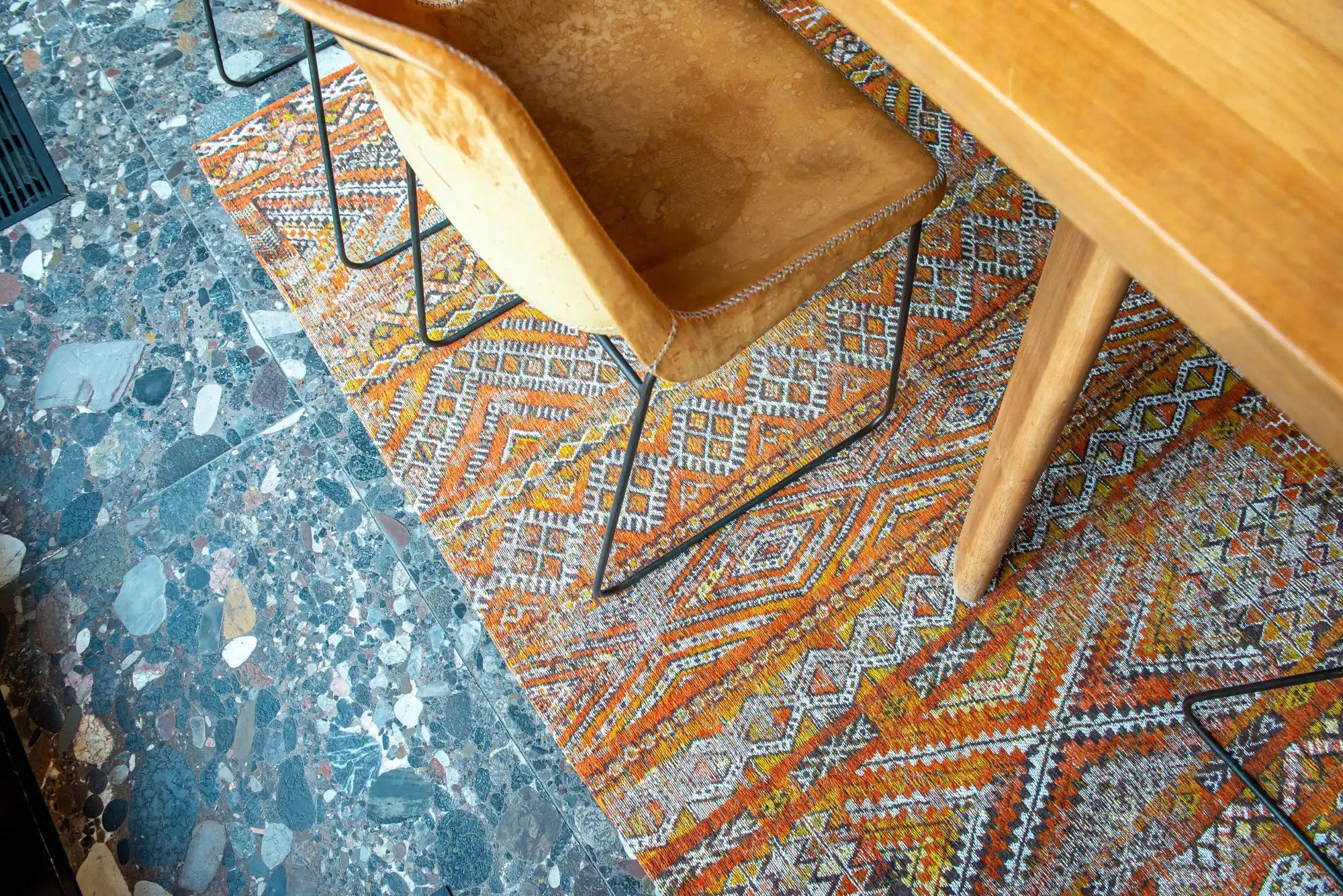 Antique Kilim 9111 Riad Orange Rugs