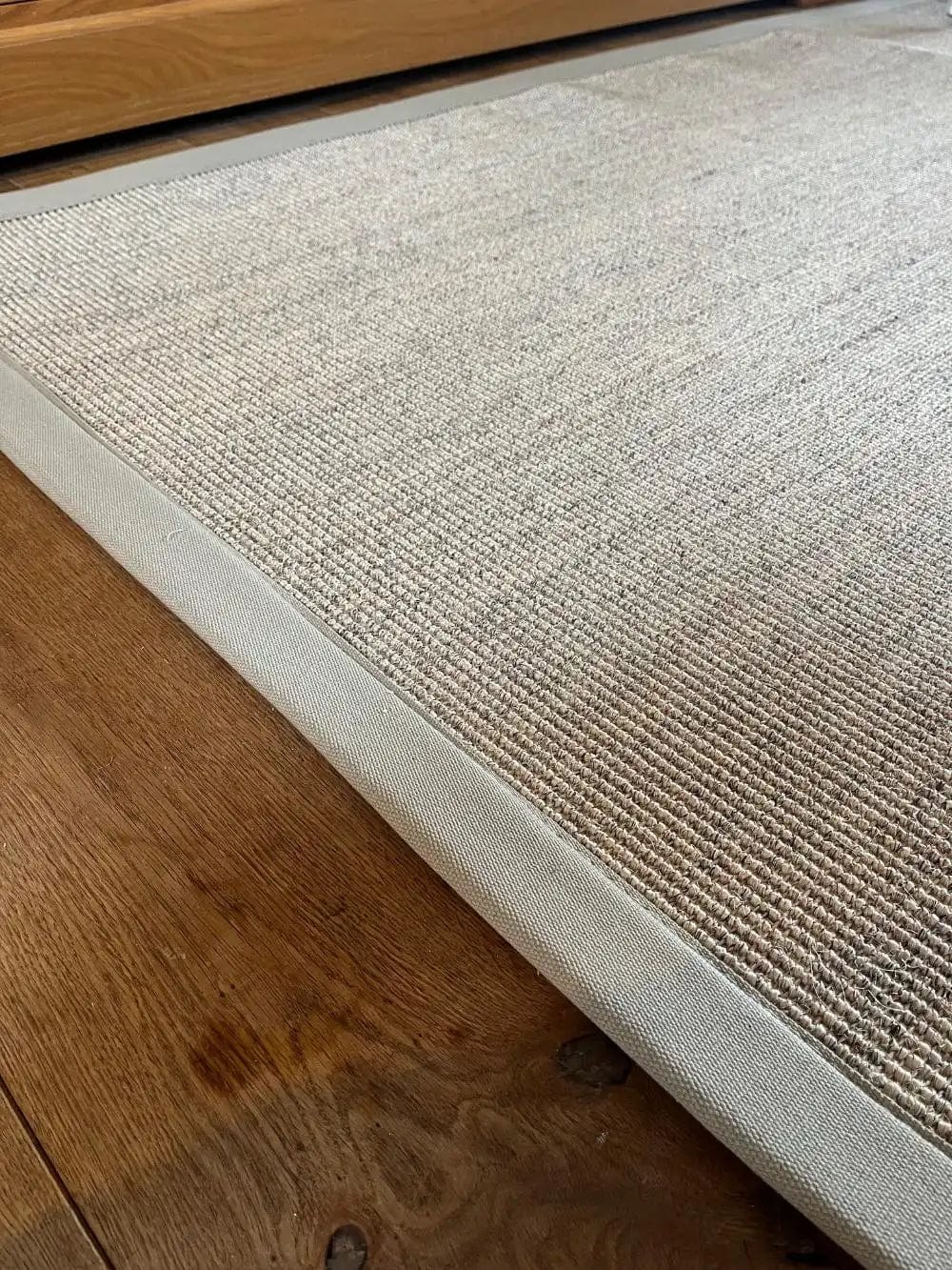 Boucle Sisal Celeriac and Sandstone Border - Image 3