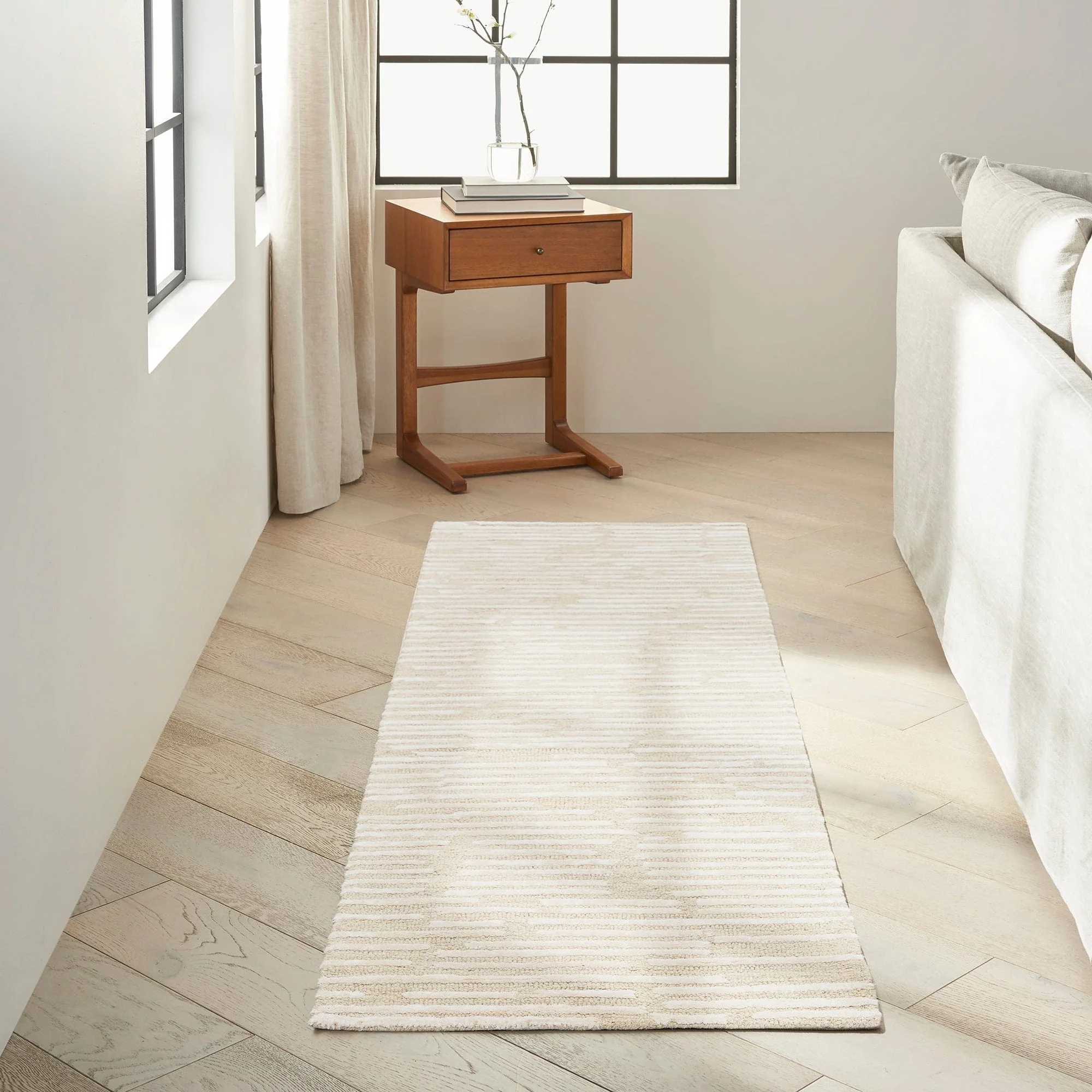 CK010 Linear LNR01 Ivory - Image 4
