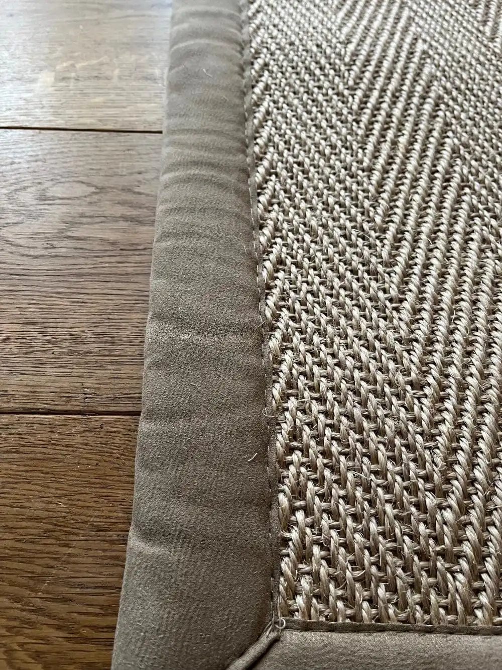 Havana Sisal Argent with a Faux Suede Caramel - Image 4