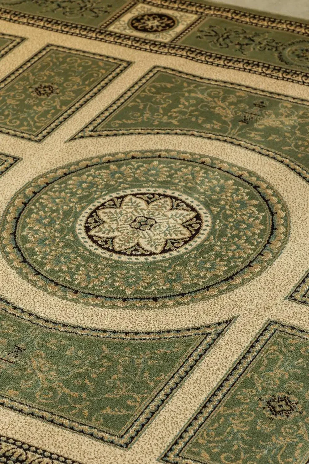 Herat 2 105991 Olive-Green Cream Rug - Image 3