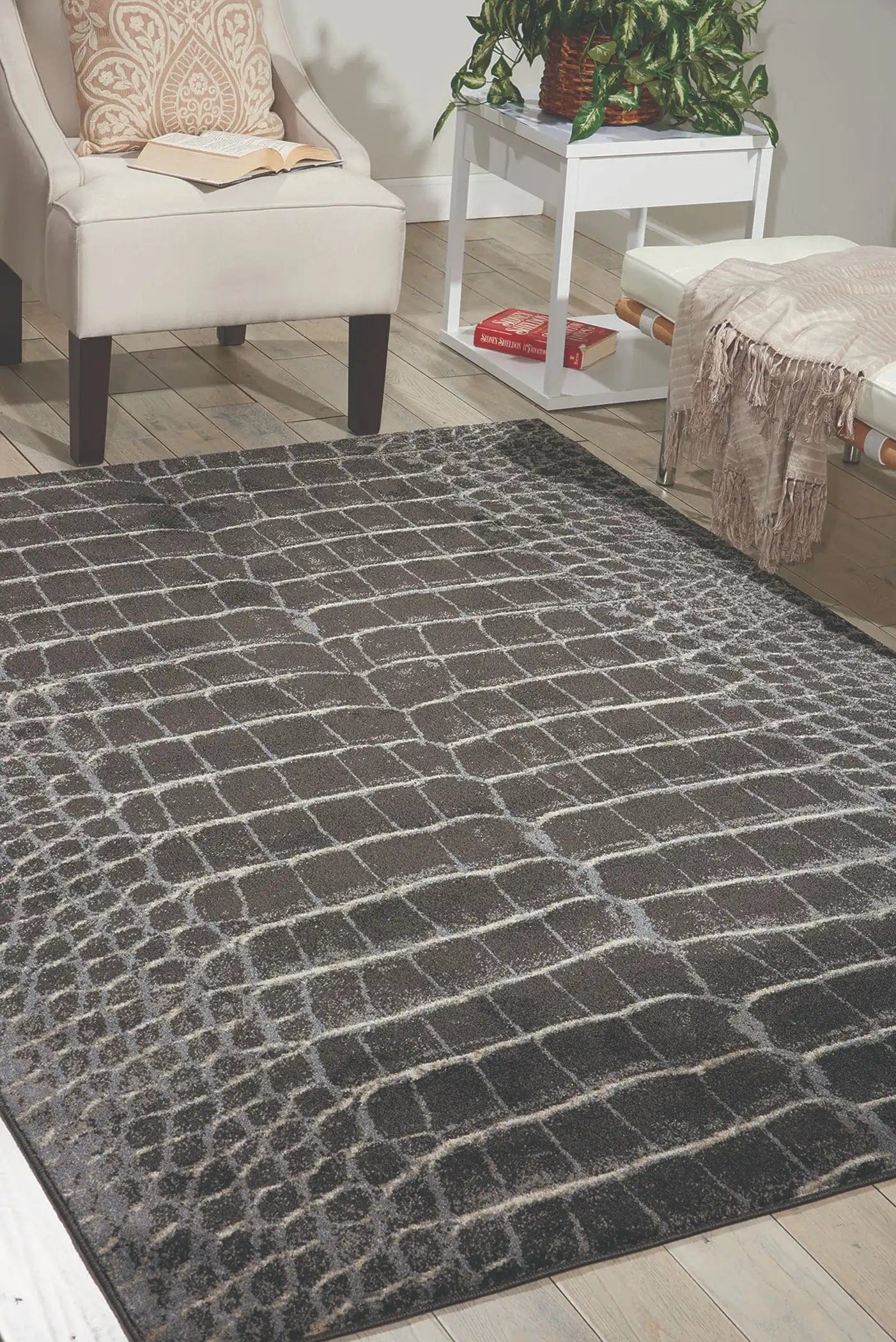 Maxell MAE09 Charcoal Runner