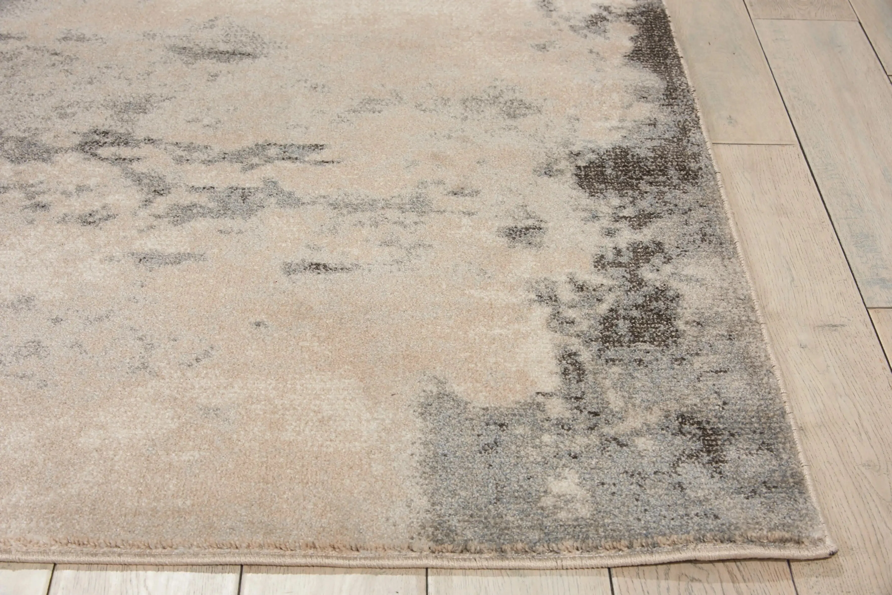 Maxell MAE13 Ivory/Grey Runner - Image 3