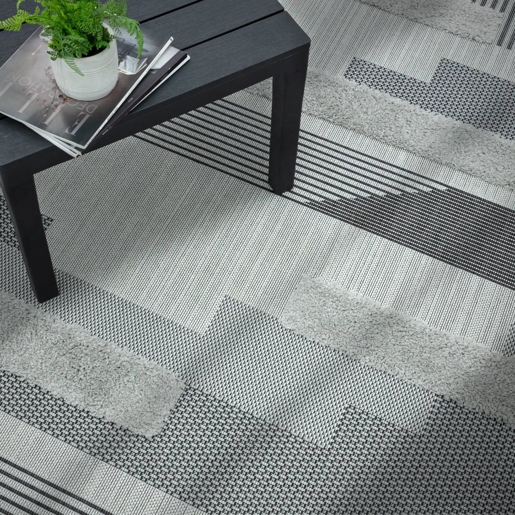 Monty MN05 Black Grey Geometric - Image 2
