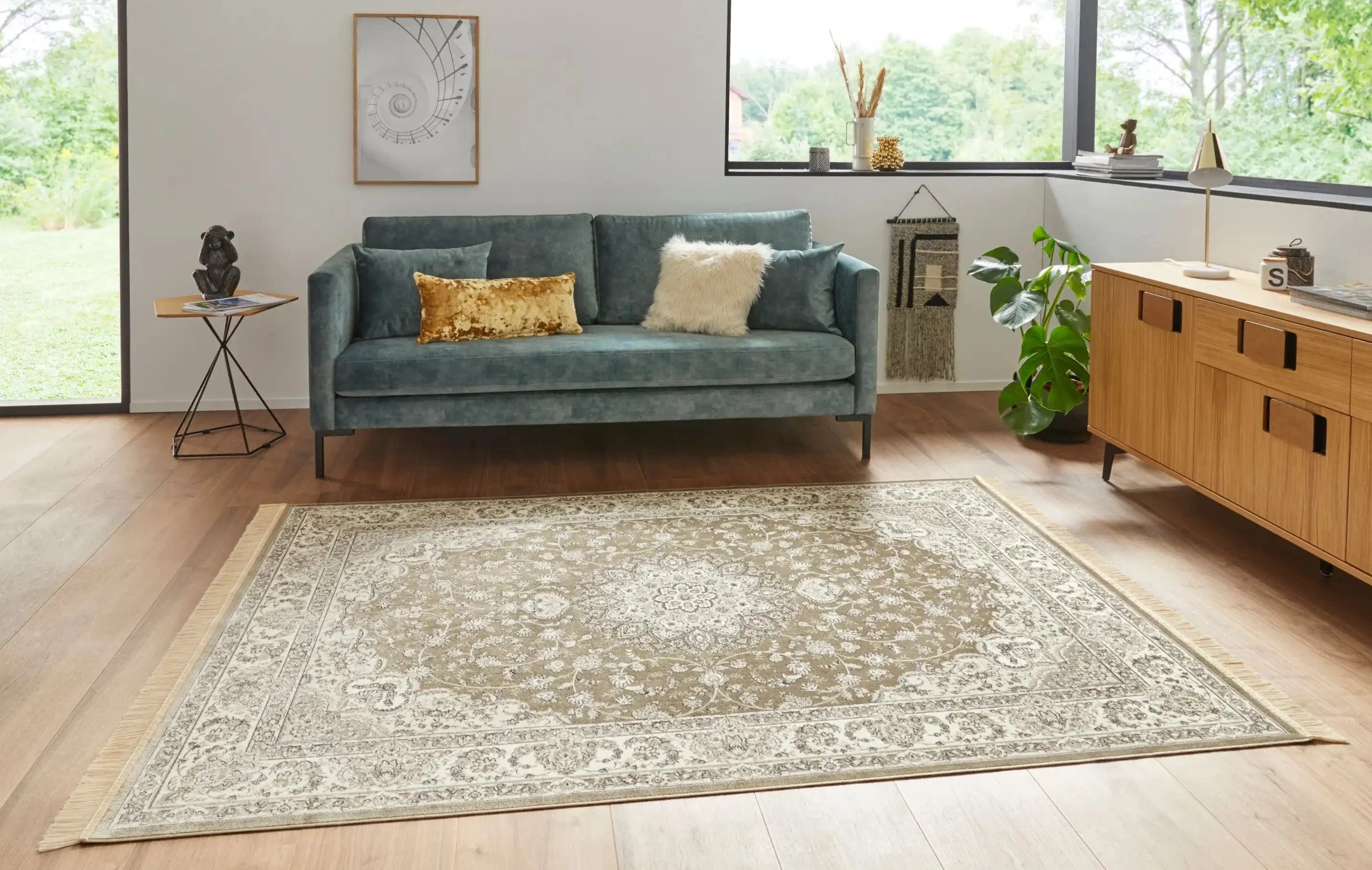 Naveh 104380 Antik Nain Beige Cream Rug