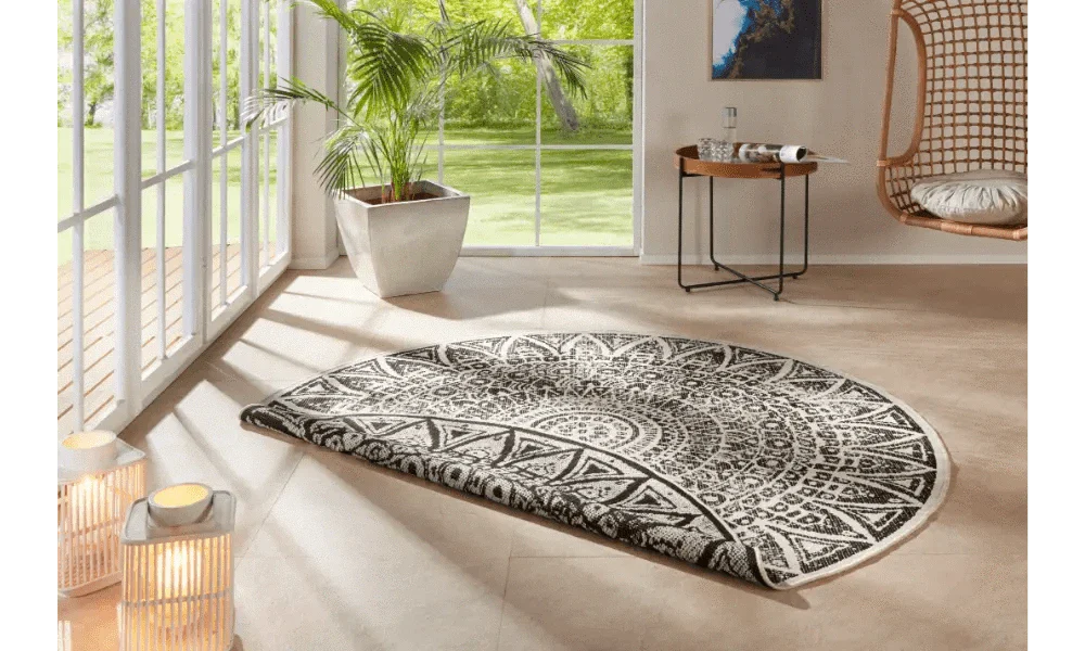Nora 104161 Black Indoor / Outdoor