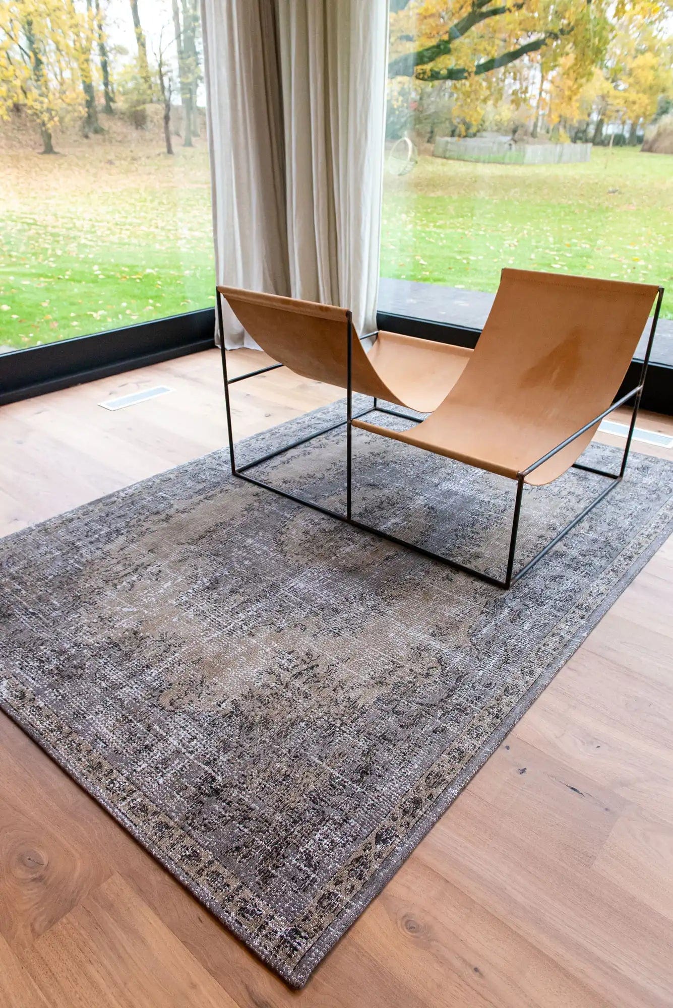 Palazzo Da Mosto 9138 Colonna Taupe Rugs - Image 5