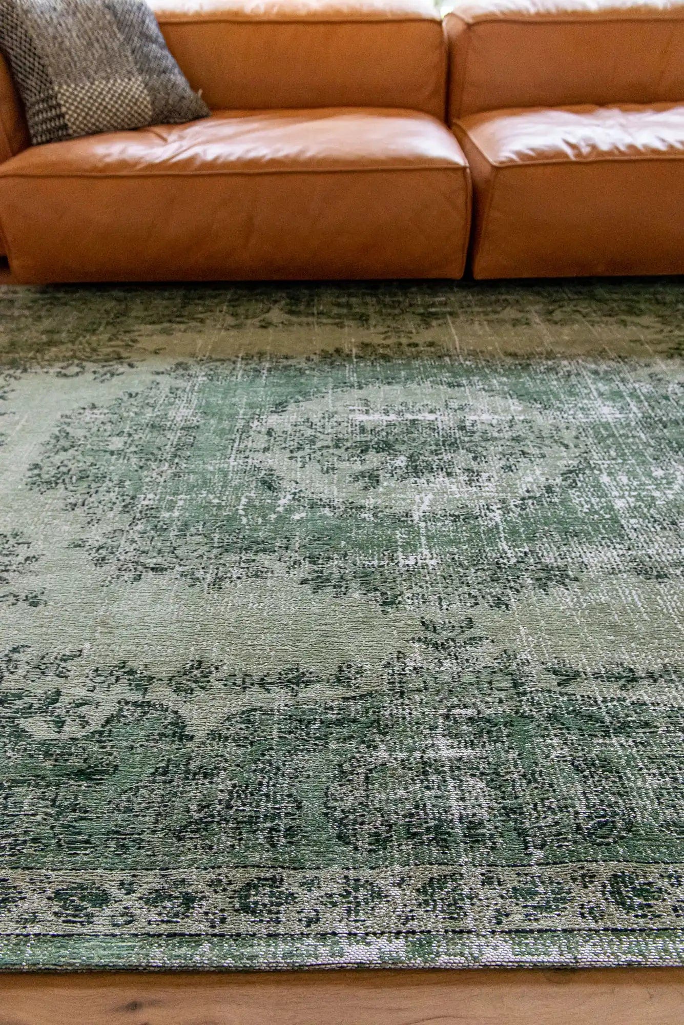Palazzo Da Mosto 9142 Este Green Rugs - Image 5
