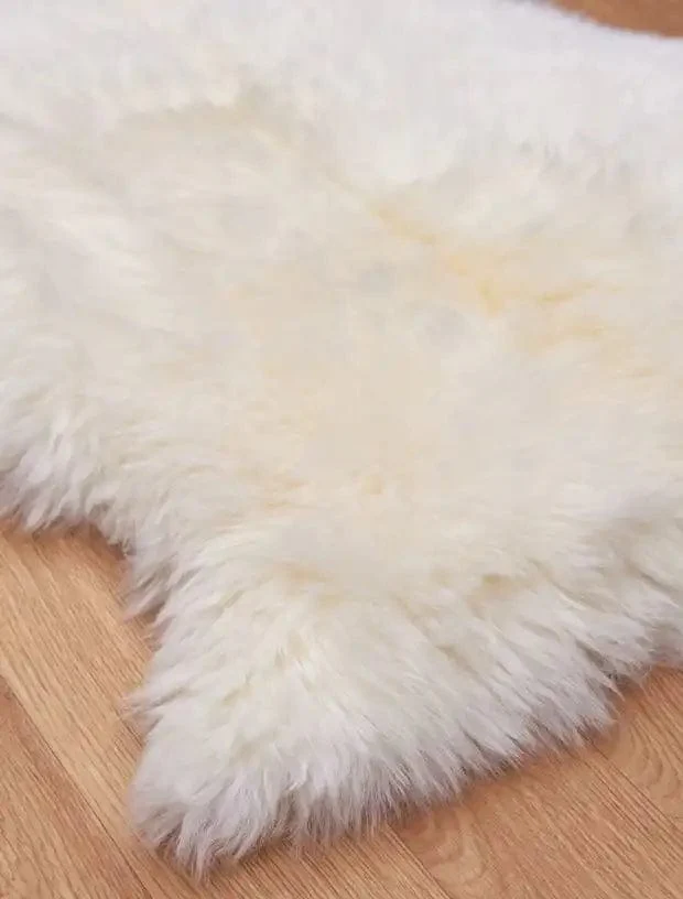 Sheepskin White - Image 2