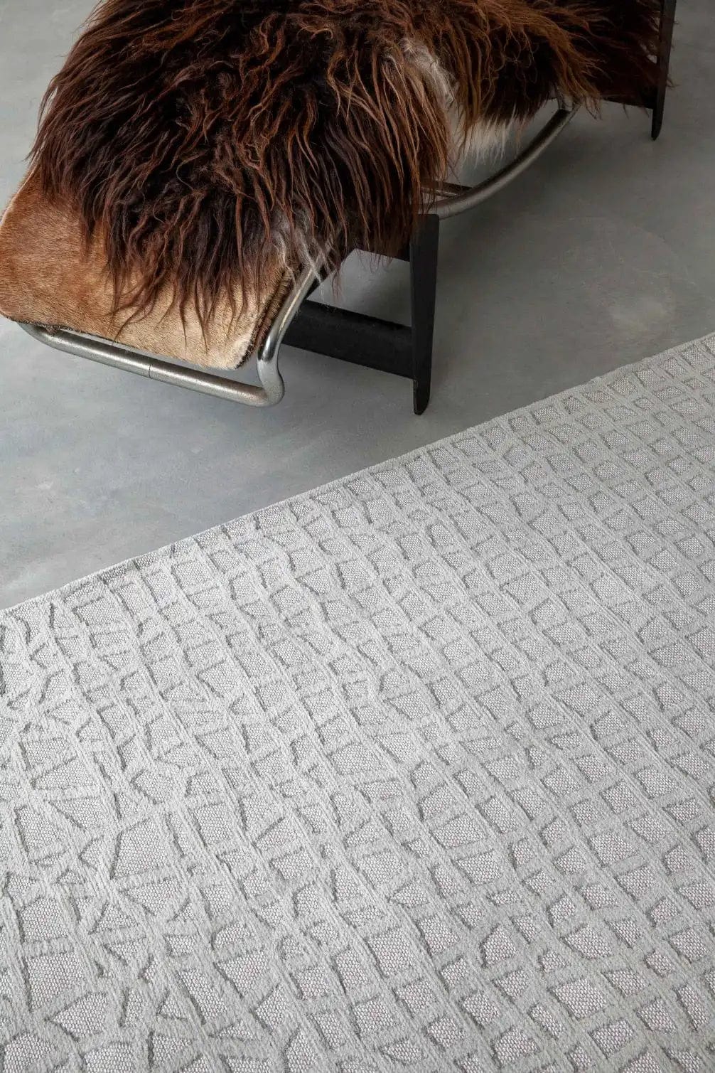 Structures Trammel 9246 Willow White Rugs - Image 4