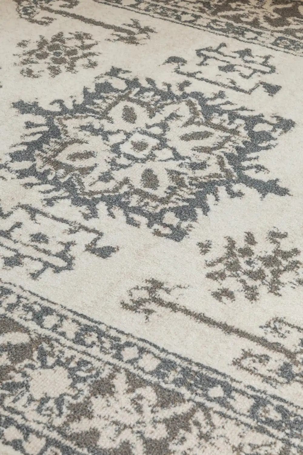 Terrain 106002 Cream Grey - Image 4