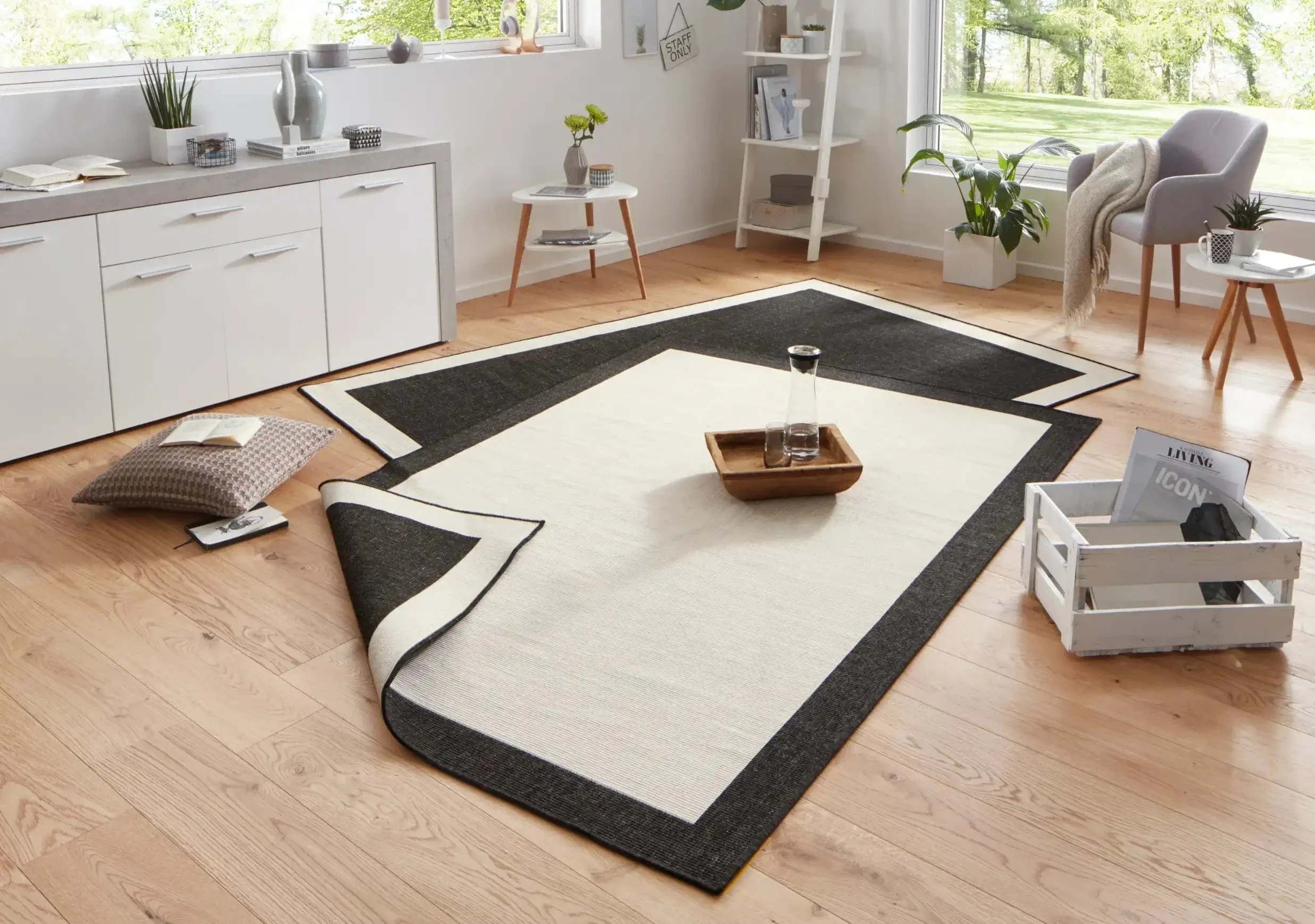 Twin 103105 Black Cream Rug