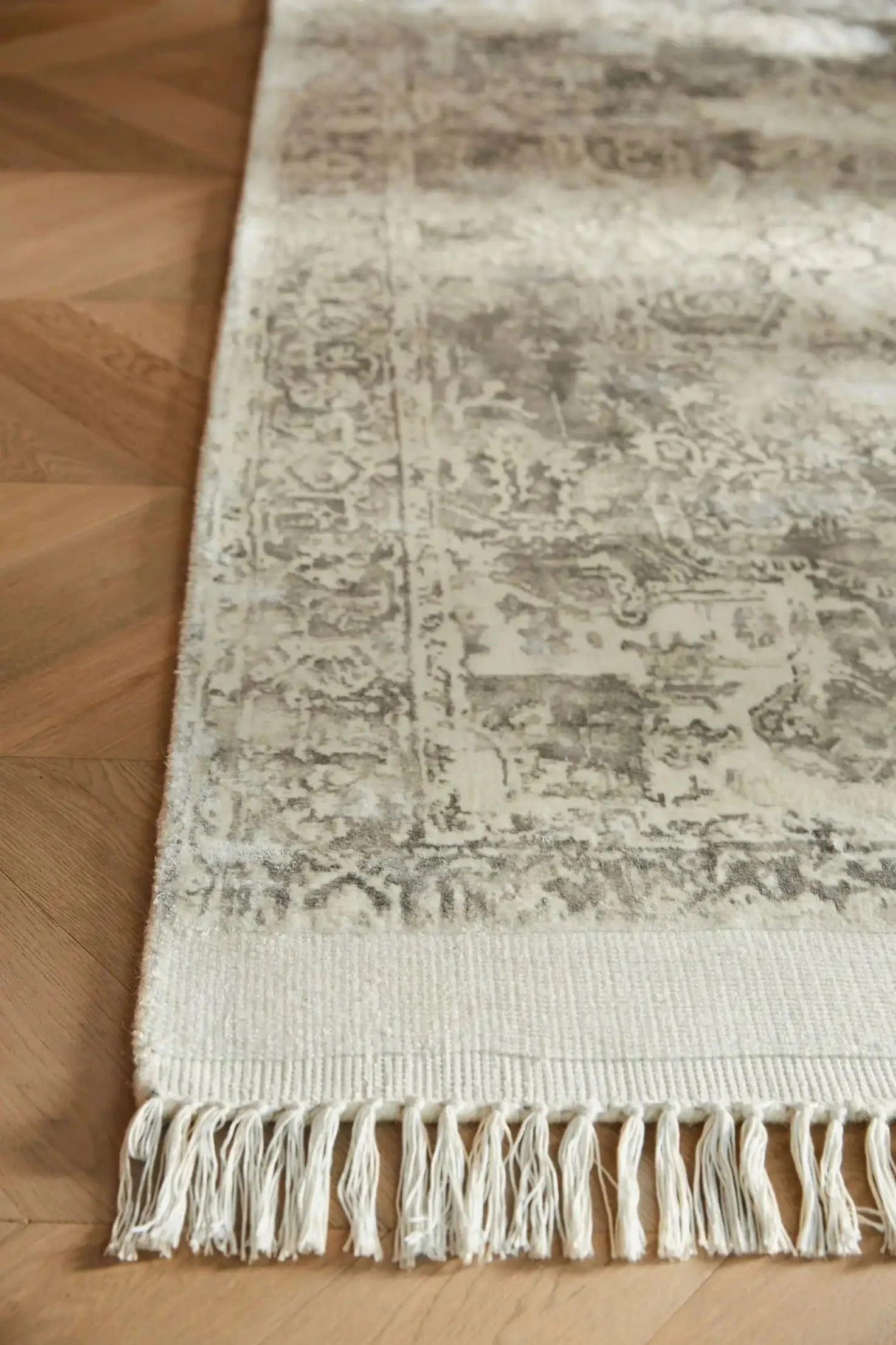 Vintage Fringe Mocha Oyster - Image 2