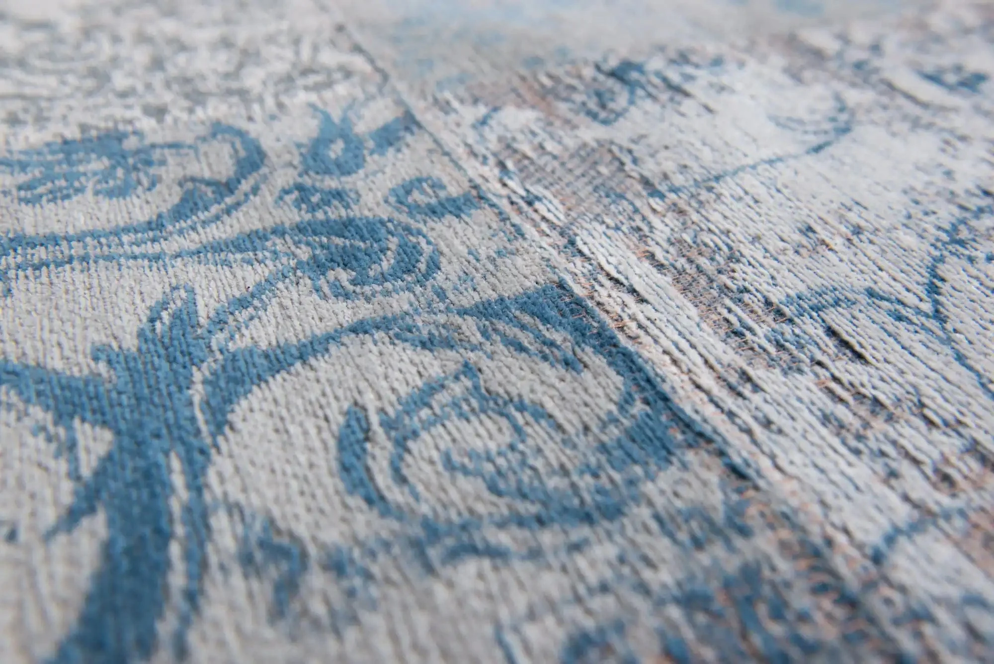 Vintage 8981 Bruges Blue Rugs - Image 4