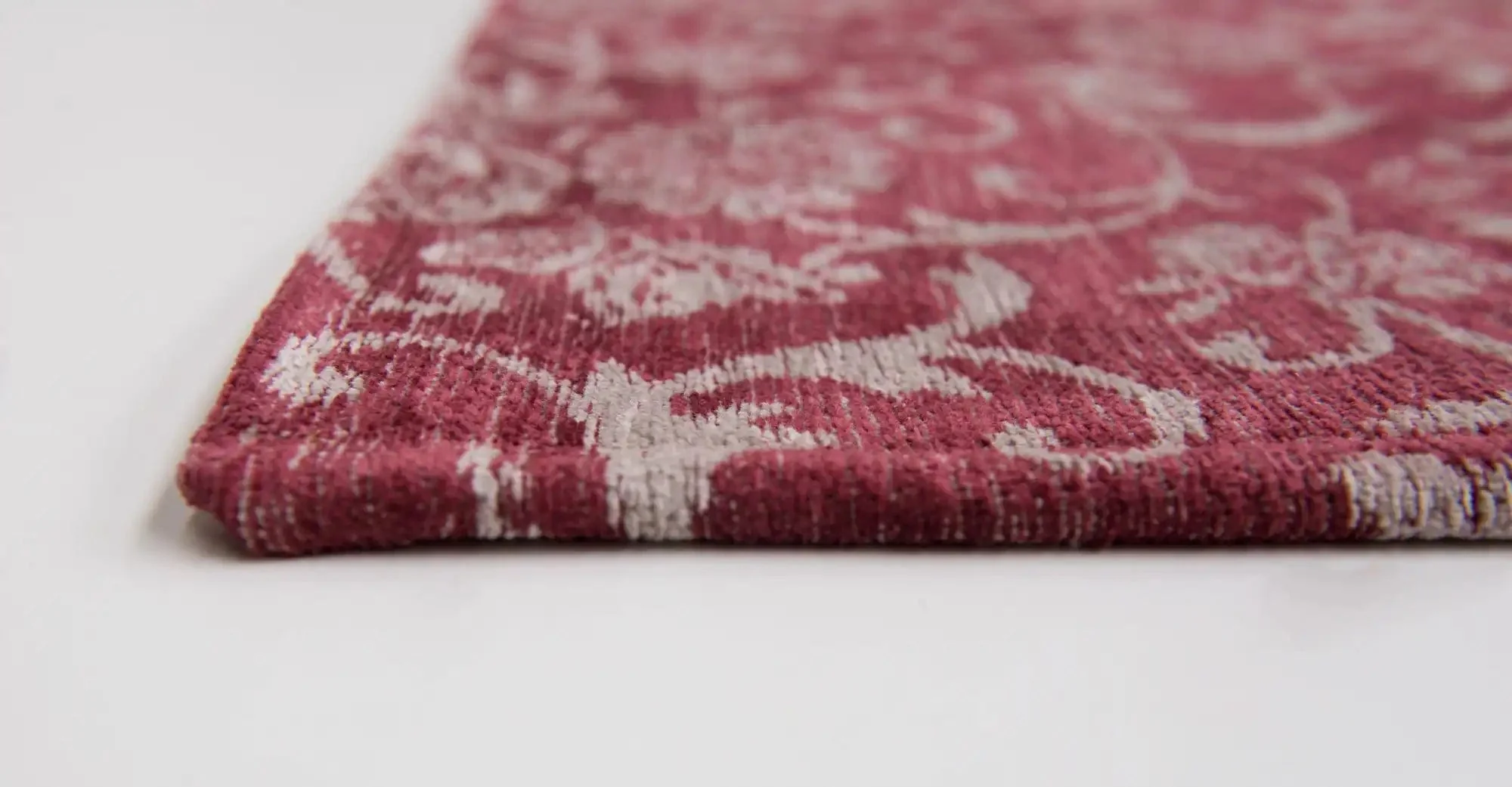 Vintage 8985 Antwerp Red Rugs - Image 3